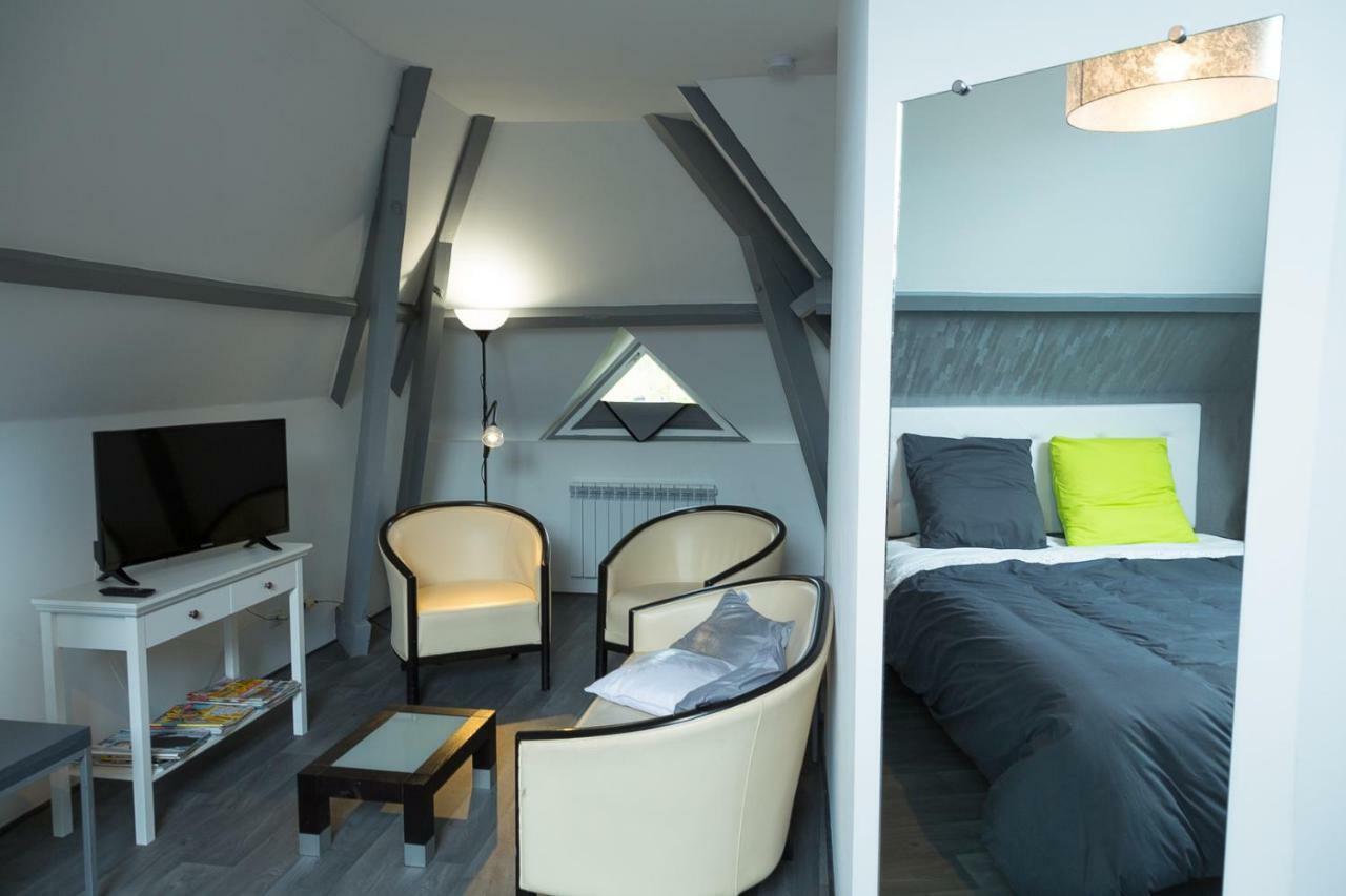 Les Landes Hotel Rilhac-Rancon Esterno foto
